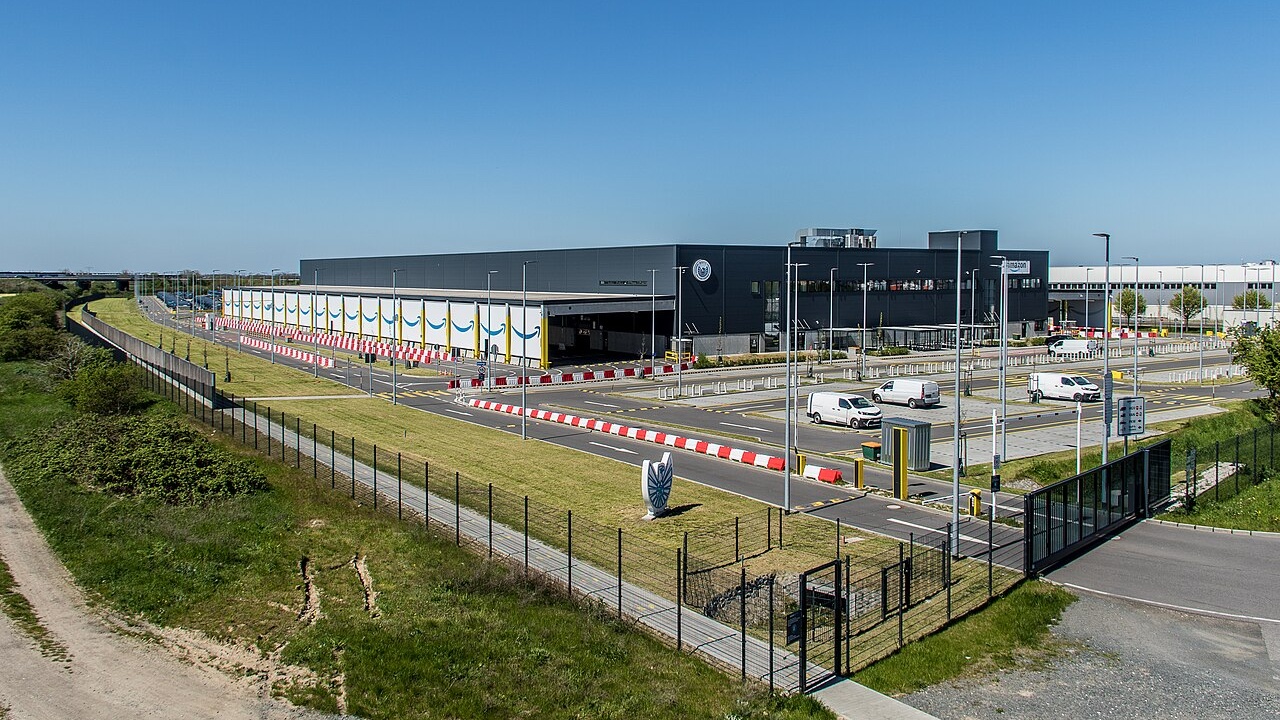 Amazon Plans More Than €16 Billion of German Investment in 2027