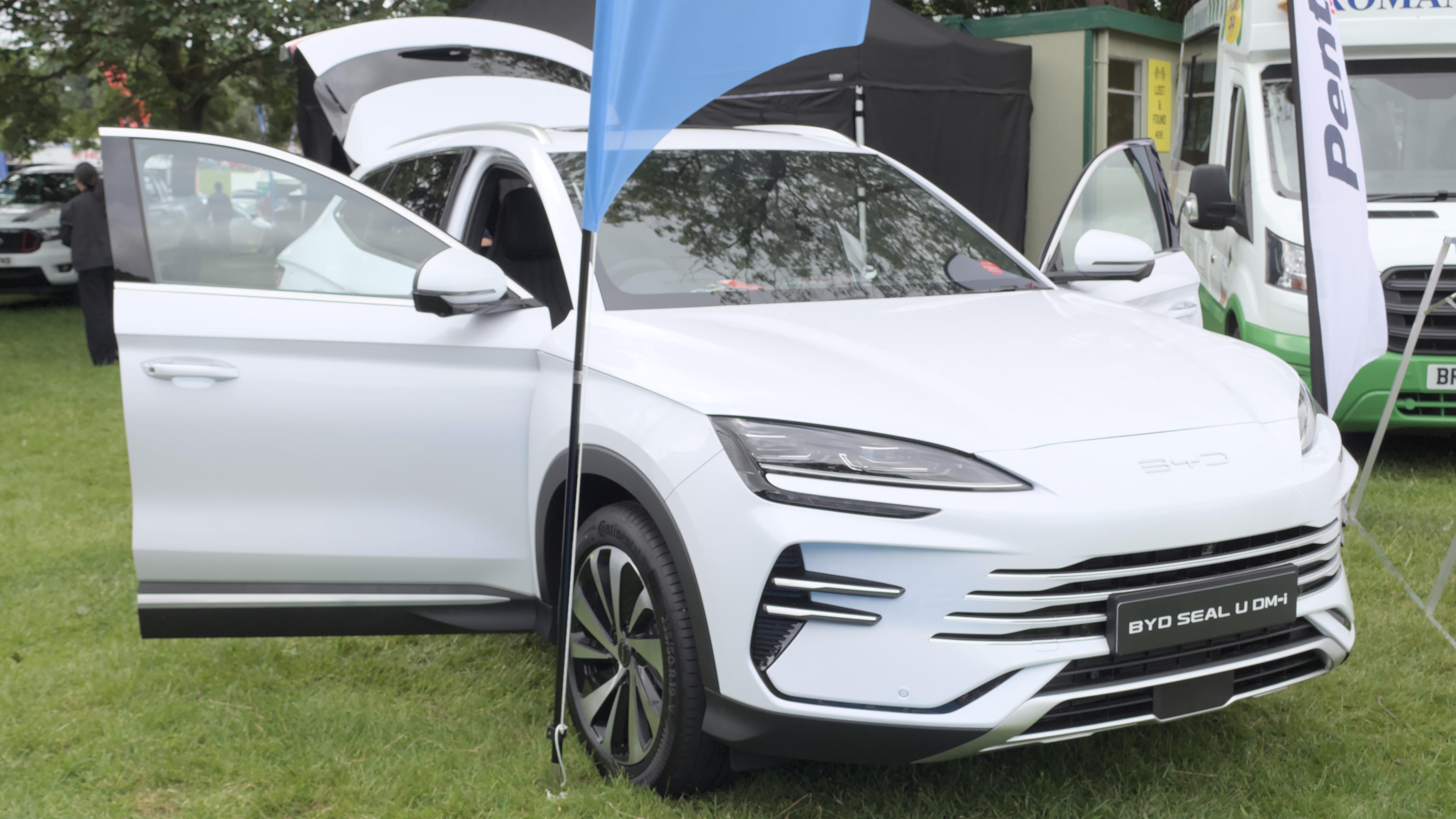 Chinese Brands Take Nearly 12% of Europe’s New-Car Market