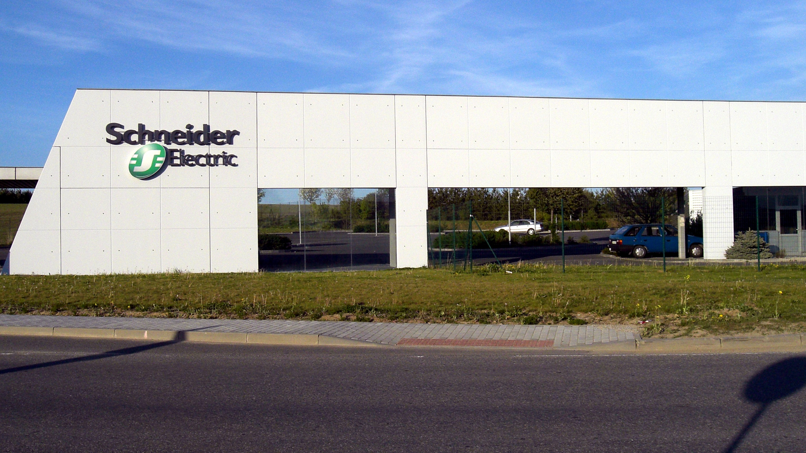 Schneider Electric Agrees €70-a-Share Shelly Takeover Plan